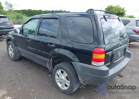 2004 Ford Escape Xlt from USA, damaged, VIN 1FMCU93154DA14738